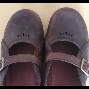 Patagonia Brown Leather Mary Jane Clogs size 9.5
